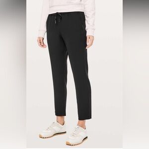 Lululemon On The Fly Pant *Woven 28" Black